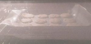 How to make almond cookies