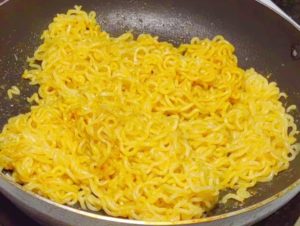 Maggi noodles pakora