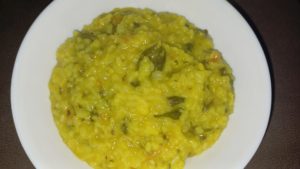 Dal Palak Khichdi recipe